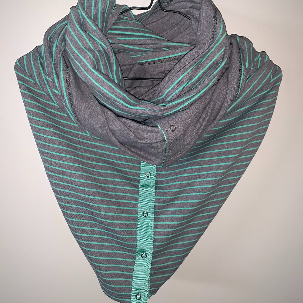 LULULEMON  Snap Up Infinity Scarf